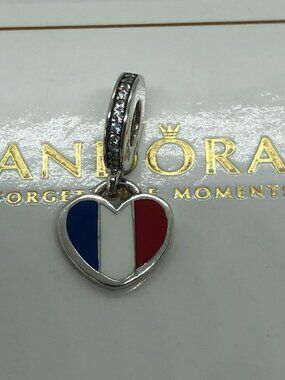 ✨🔥Pandora France Flag Charm